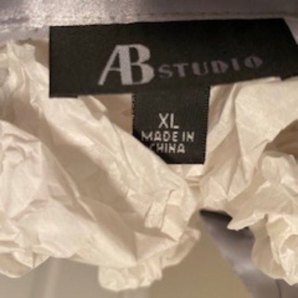 Silky Top - Picture 3 of 3